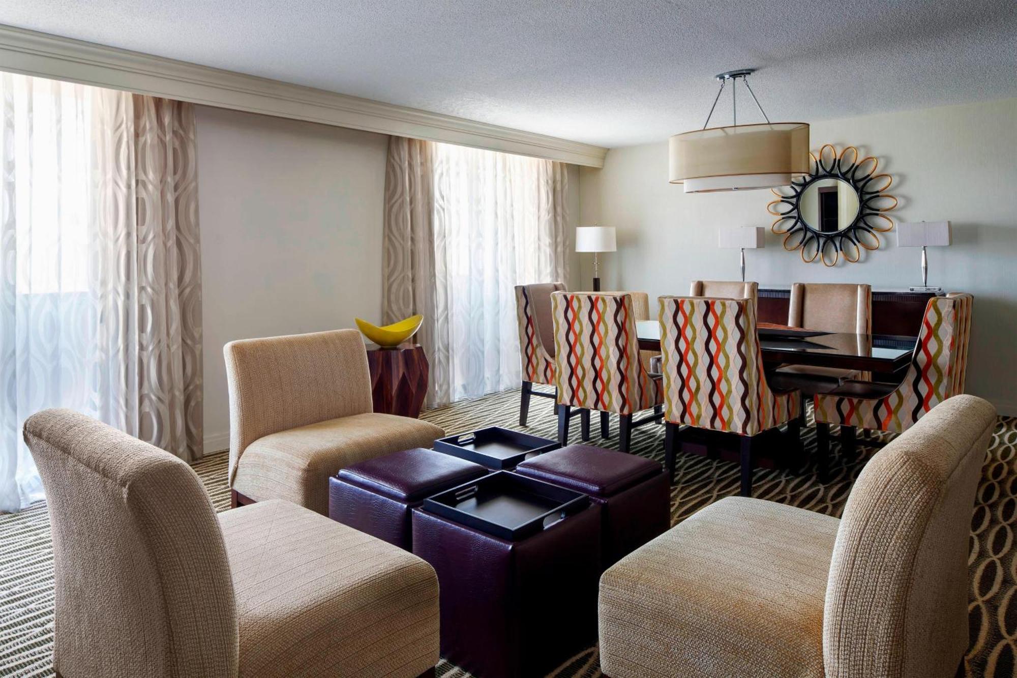ชาร์ลสตัน แมริออท ทาวน์ เซ็นเตอร์ Hotel ภายนอก รูปภาพ